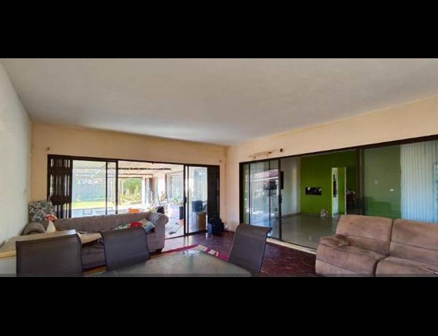 4 BEDROOM HOUSE FOR SALE IN BIRCH ACRES